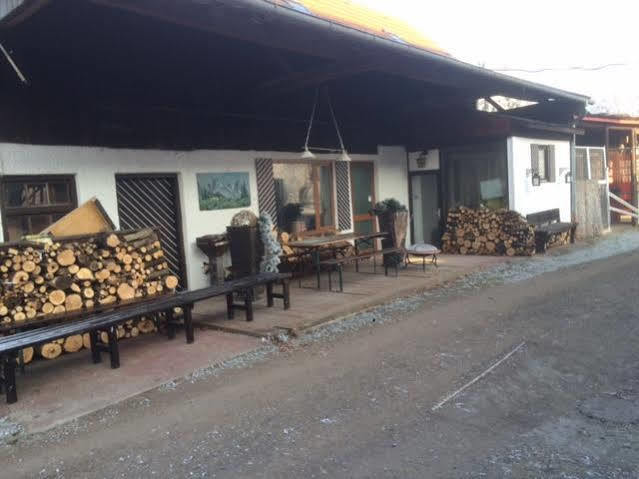 Airport Hostel Hallbergmoos Ngoại thất bức ảnh